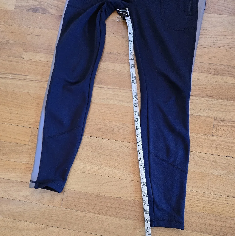 Athleta Navy Street To Summit Fleece Lined Leggings- M - Picture 3 of 9